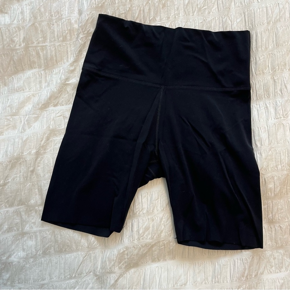 Nike Black High-Waisted Biker Shorts
